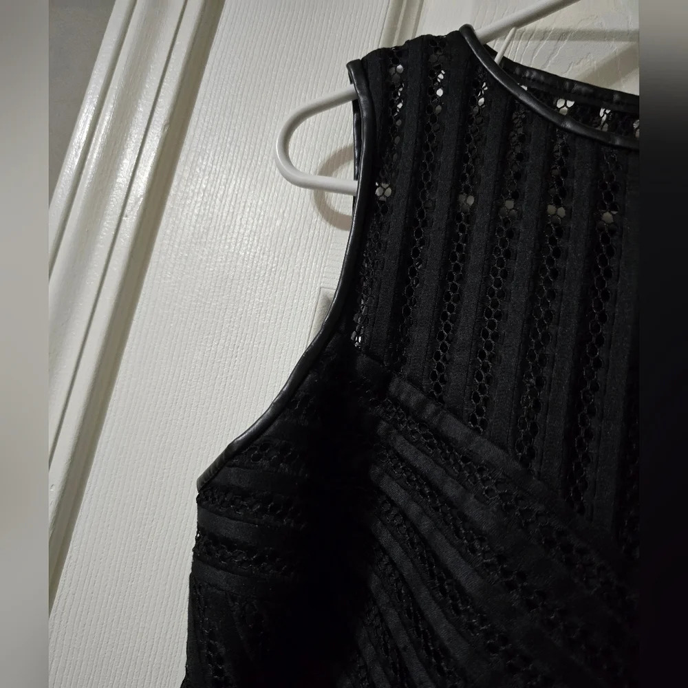 LRL Textured Chevron Scuba Sheath Dress, Vegan Leather Trim, Cage Neck, EUC! - Picture 5 of 14